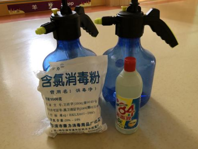 注射消毒剂？特朗普的“奇妙”抗疫建议始末